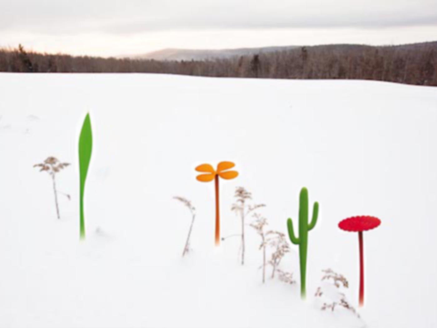 DIPN_tea_infuser_strainer_by_gregorysung_for_GUZZINI_and_E-MY